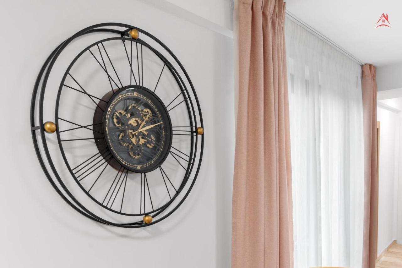 Apartament Opera Residence - Cismigiu, Eroilor, Free Private Parking Bükreş Dış mekan fotoğraf