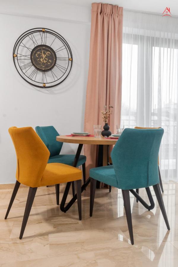 Apartament Opera Residence - Cismigiu, Eroilor, Free Private Parking Bükreş Dış mekan fotoğraf