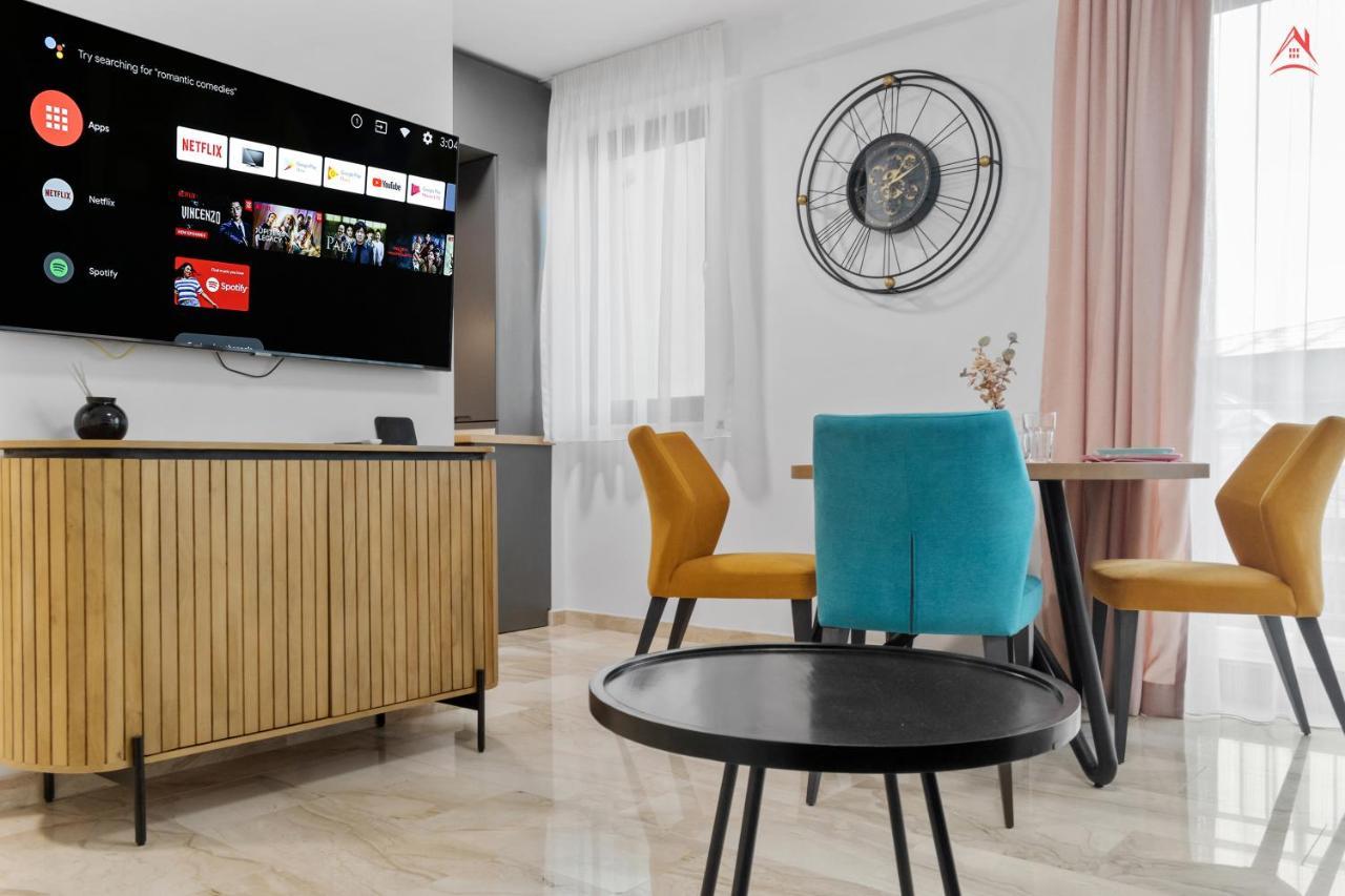 Apartament Opera Residence - Cismigiu, Eroilor, Free Private Parking Bükreş Dış mekan fotoğraf
