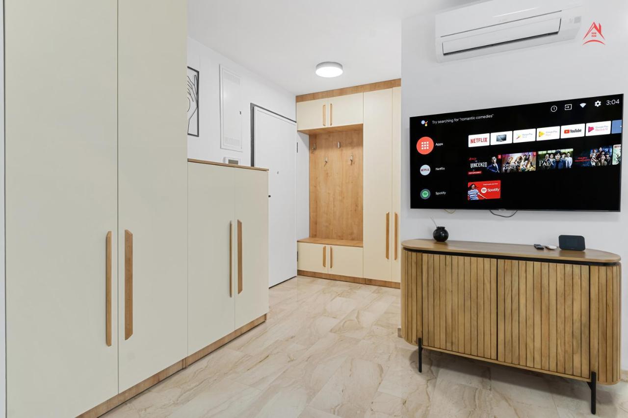 Apartament Opera Residence - Cismigiu, Eroilor, Free Private Parking Bükreş Dış mekan fotoğraf