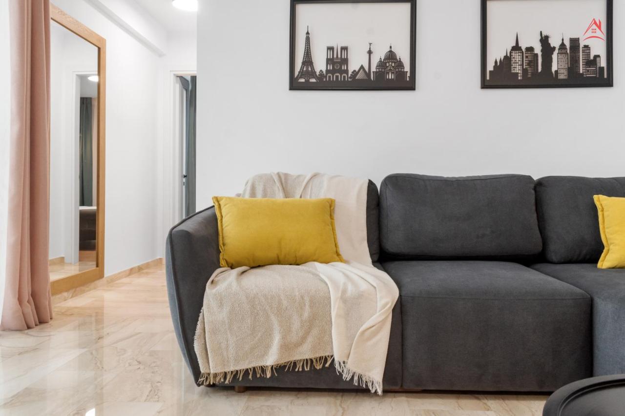 Apartament Opera Residence - Cismigiu, Eroilor, Free Private Parking Bükreş Dış mekan fotoğraf